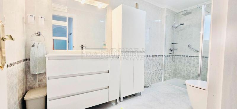 Foto e025539a-bc3d-4c66-801b-abcf8b777b57. Etagenwohnung mit parking pool in Playa Flamenca Orihuela