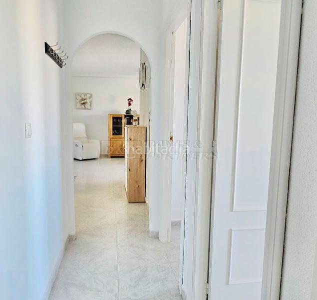 Foto ed48ae1c-6bbf-4035-aadd-20dcf57d75eb. Etagenwohnung mit parking pool in Playa Flamenca Orihuela