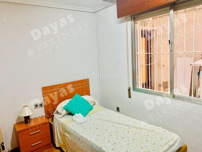 Foto 9a48d6c1-f7f7-477d-96b8-c111f13d2358. Piso en waldo calero 3 piso en venta , 3 dormitorios. en Torrevieja