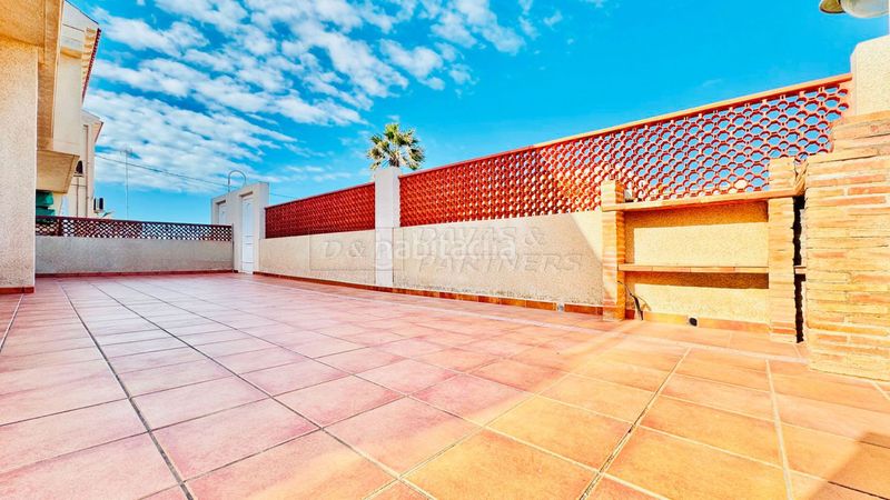 Foto f5e2812e-4801-4437-af84-83b692e64c46. Casa adossada a Zona los Frutales Torrevieja