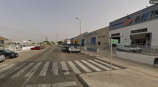Lloguer Nau industrial a Orihuela Ciudad. Nave industrial en alquiler en orihuela, 3 dormitorios.