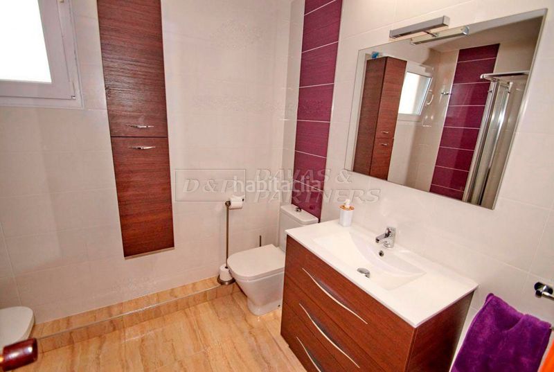 Foto 1aaca455-3d4c-4044-ac90-047197b0e52a. Chalet villa en venta en La Veleta, 5 dormitorios. en Torrevieja