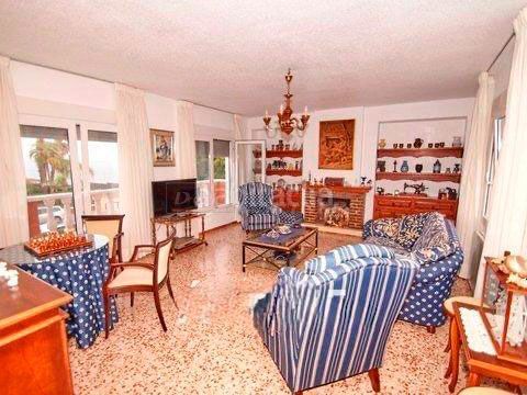 Foto 3d455c59-acab-4155-86a4-556f88dfb70b. Chalet villa en venta en La Veleta, 5 dormitorios. en Torrevieja