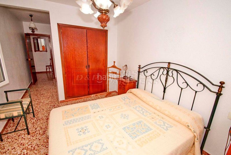 Foto 86cb2584-fd66-45f5-9228-69cea34f49d8. Chalet villa en venta en La Veleta, 5 dormitorios. en Torrevieja