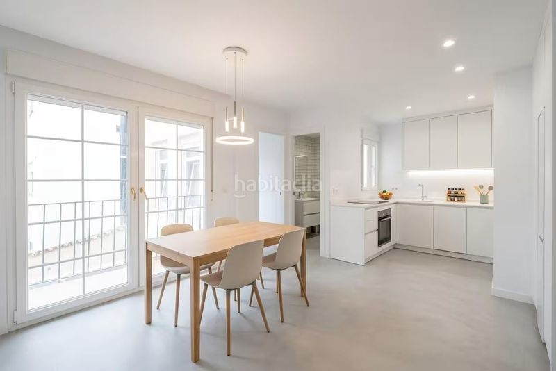 Foto ac4a1194-7eef-4165-bdca-9537223f36ab. Edificio  en venta en centro, 7 dormitorios. en Orihuela