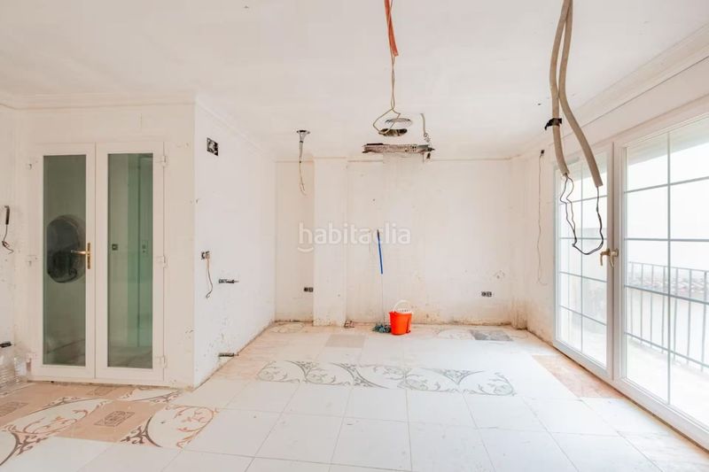 Foto c392459a-7b98-4281-a54a-af7ec36f90e6. Edificio  en venta en centro, 7 dormitorios. en Orihuela