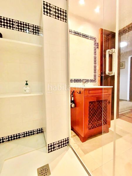 Foto 04d40342-703a-4814-8987-34baffce69d9. Apartament amb piscina a Zona Playa de los Locos Torrevieja