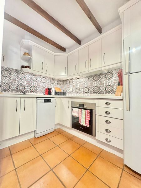 Foto 6d8bfe3a-6d06-4d3b-b088-9f8998515689. Apartament amb piscina a Zona Playa de los Locos Torrevieja