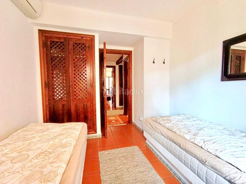 Foto d86c8eac-1234-46d5-82ab-d72914848f5c. Apartament amb piscina a Zona Playa de los Locos Torrevieja