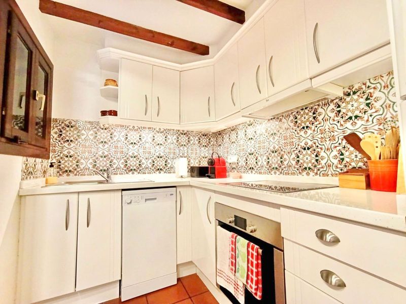 Foto f832399e-f8ca-4ebc-a6e2-2fed22060097. Apartament amb piscina a Zona Playa de los Locos Torrevieja