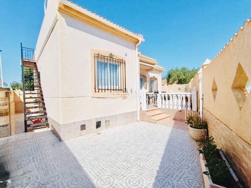 Foto d0129079-7a0d-4bc5-88fb-37c68dbaaf87. Xalet amb calefacció a Zona los Frutales Torrevieja