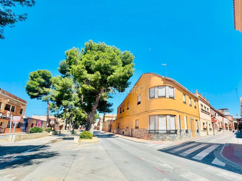 Foto a6ca7f7c-02e2-41cf-96b7-97750c373300. Edificio in Pinoso