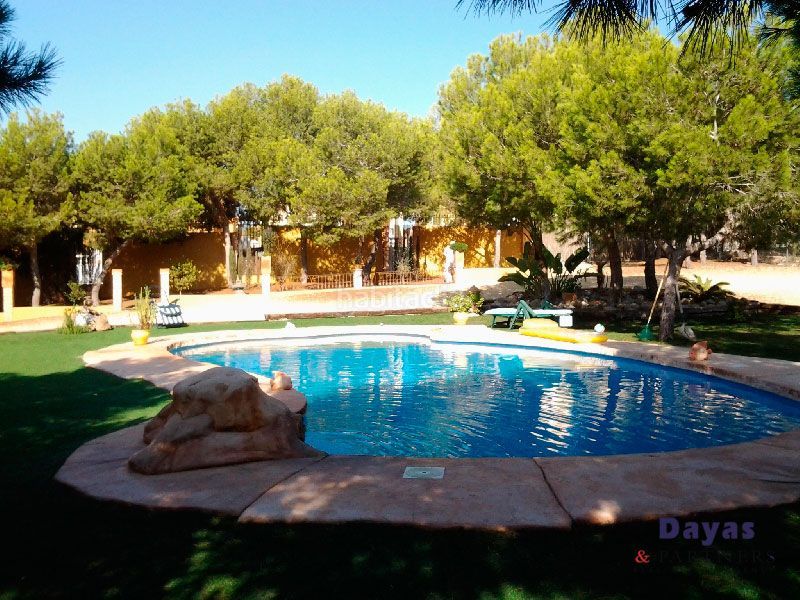 Foto 6ec3ee48-400c-4faa-87d6-e192934d69e6. Masia amb aparcament piscina a Lo Marabú Rojales