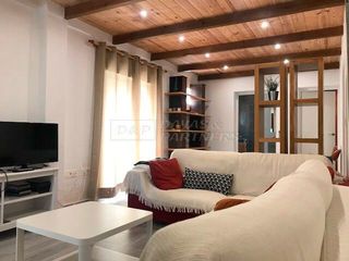 Rent House in Gran via 2. Casa en alquiler en los dolses, 3 dormitorios.