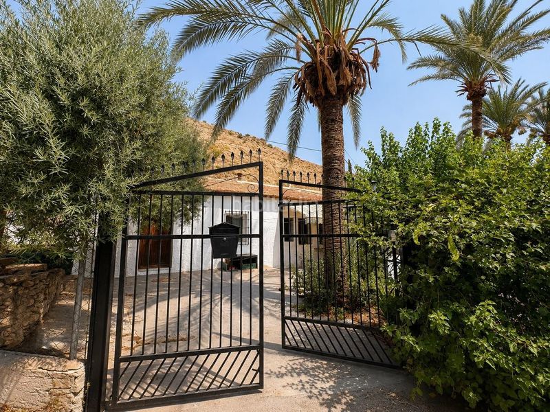 Foto 8a437ee7-2556-4d22-bfad-4ae9a49b2ea3. Chalet with pool in Montepinar - La Aparecida - Raiguero Orihuela