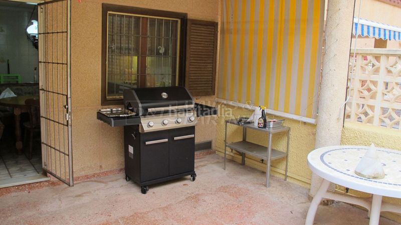 Foto d1a9e05a-e273-4e89-a7d3-2ca9606cea80. Casa adossada amb aparcament a Cabo Cervera Torrevieja