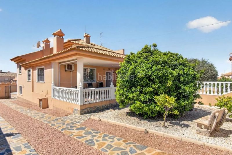 Foto b3f93f3f-0a00-43f8-b801-5b9cc4b728cd. Xalet amb aparcament piscina a Aguas Nuevas Torrevieja