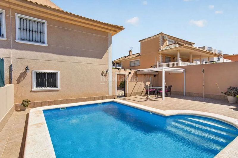 Foto dc79476e-073f-4e63-8938-98cfac9ca489. Xalet amb aparcament piscina a Aguas Nuevas Torrevieja