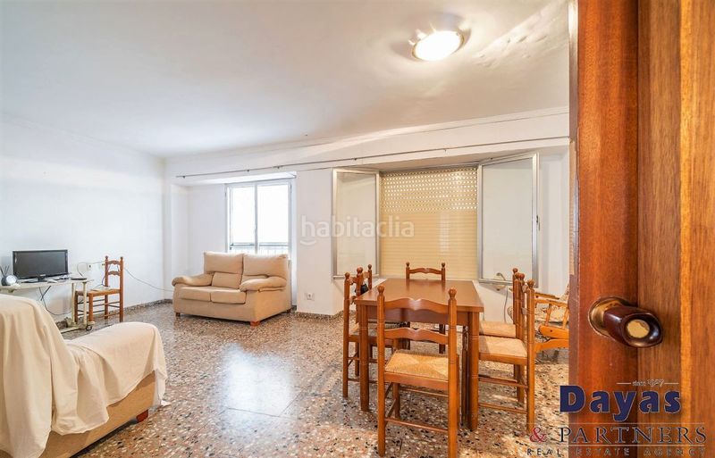 Foto b21e841e-0f47-4682-bd85-365bd50c8339. Edifici a Las Piscinas Naturales Torrevieja