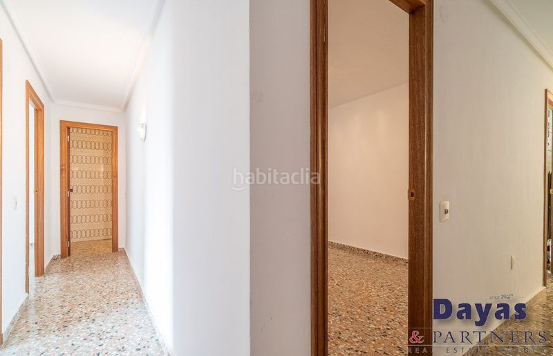 Foto d6a7763a-f47a-4658-987c-8b5482449114. Edifici a Las Piscinas Naturales Torrevieja
