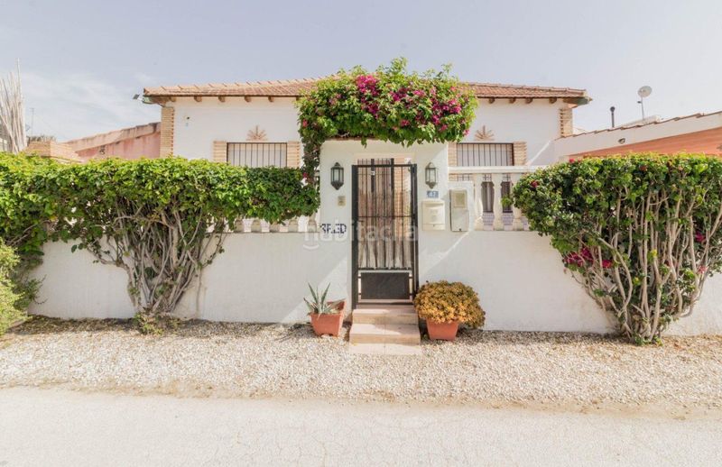 Foto 03e82d20-884e-41fd-ba94-5458cc4f61f1. Chalet with parking in Desamparados - Hurchillo - Torremendo Orihuela