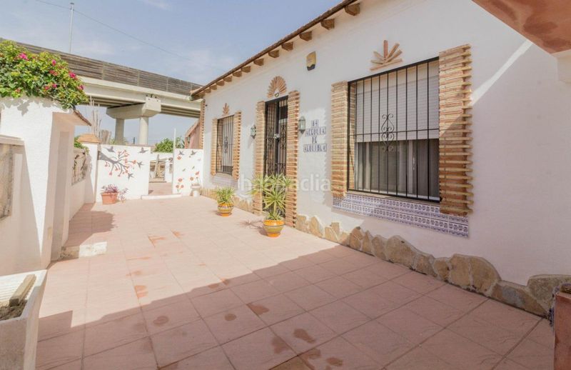 Foto e791cce6-a9c4-4b0e-a889-eeead9ffa2f3. Chalet with parking in Desamparados - Hurchillo - Torremendo Orihuela
