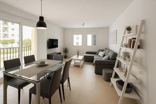 Appartement à Campos. Luminoso piso en esquina con terraza, balcones, garaje y traster