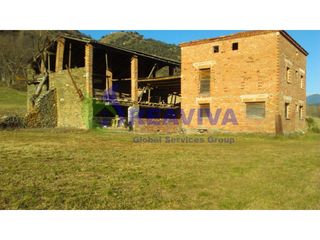 Casa en Valls d�Aguilar (Les). Casa con parcela