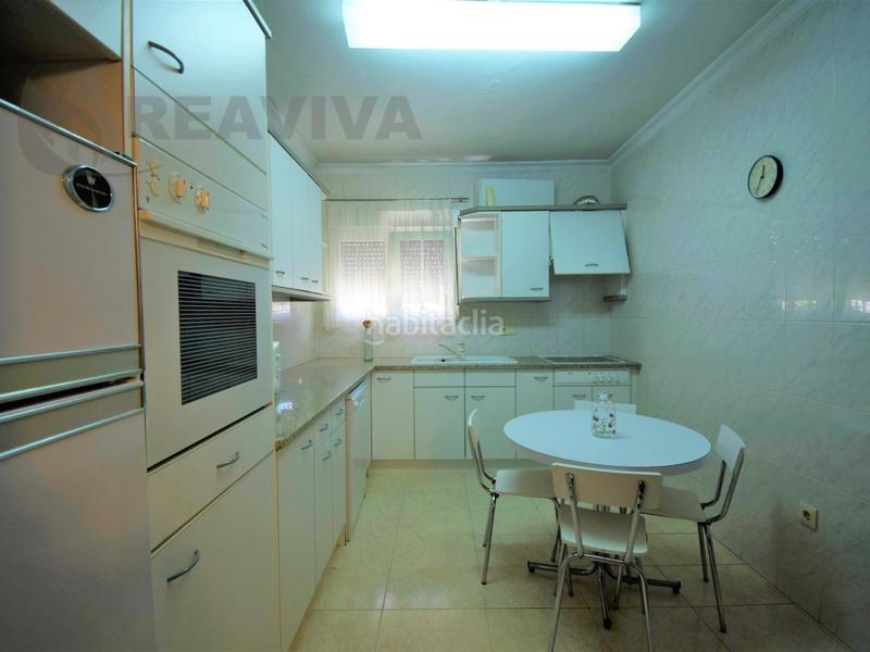 Foto 8e194963-5485-4563-9878-78c1ba2f9895. Piso  céntrico de 3 habitaciones en la seu durgell en Seu d´Urgell (La)