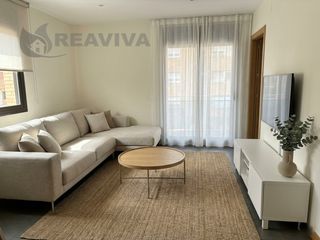 Piso  Plaza europa. Piso luminoso con balc�n en zona tranquila de la seu durgell