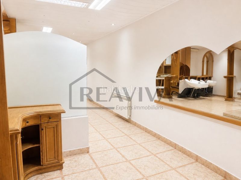 Foto c53346b5-eb15-4a60-9e37-ad4090a05da8. Local comercial a Seu d´Urgell (La)