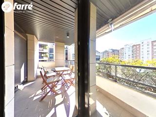 Piso  Plaça víctor mateu i moles. Apartamento en edificio ona verda plaza victor mateu moles