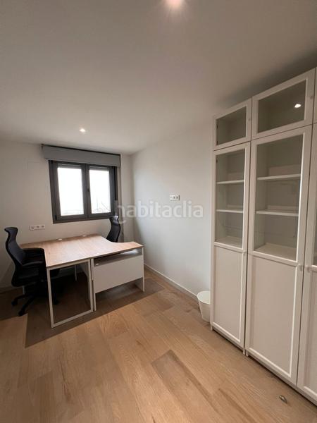 Foto e2dcb050-84c1-4eec-bd1a-db3eee2811c2. Alquiler piso exclusivo piso 3 dormitorios en el parc de l'aigua en Lleida