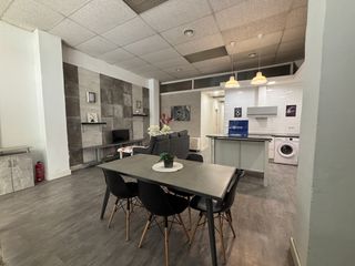 Appartement  Carrer riu francolí. Piso en cap pont
