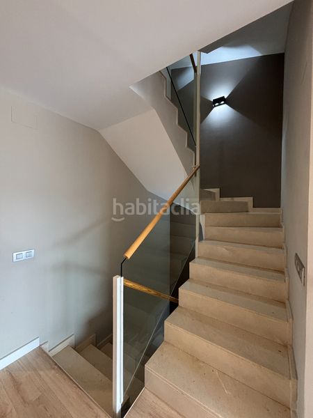 Foto a93738f5-7484-43d1-a9b7-59c81e4d9df1. Casa adossada amb calefacció aparcament piscina a Lleida