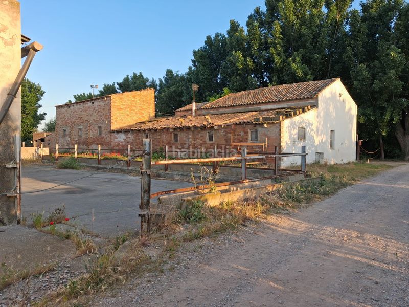 Foto 2d73a5a0-3a33-4a1c-8c43-80bf925a4e5d. Casa amb calefacció aparcament a La Bordeta Lleida