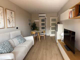 Etagenwohnung  Avinguda de les garrigues. Piso con plaza de aparcamiento y trastero en cap pont