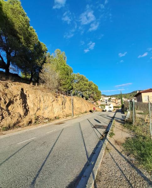 Foto cd02f7f4-9d96-47c6-8c9f-3523999e3435. Terreno residencial espectaculares terrenos en centro residencial en Sant Fost de Campsentelles