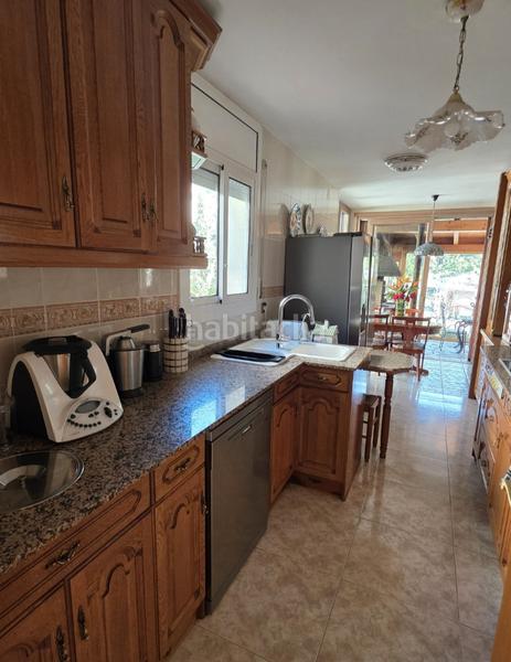 Foto 528f4b7b-56f4-4941-bbac-63e8a0fbfaea. Chalet avec cheminée chauffage parking piscine dans Sant Fost de Campsentelles