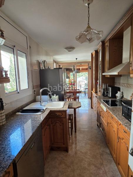 Foto 59c8e824-2a53-4e10-94e0-76b7715c3179. Chalet avec cheminée chauffage parking piscine dans Sant Fost de Campsentelles