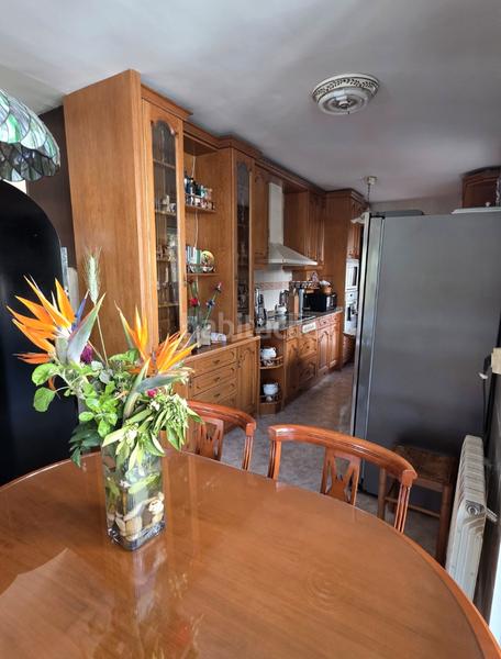 Foto 7a416490-055b-4630-823f-ba8727d92110. Chalet avec cheminée chauffage parking piscine dans Sant Fost de Campsentelles