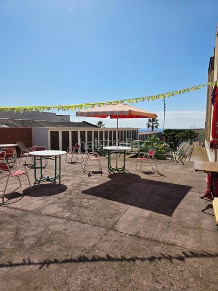 Foto 20e29f17-59b4-40c9-9d6d-2242b1b67224. Gebäude mit pool in Centre Badalona