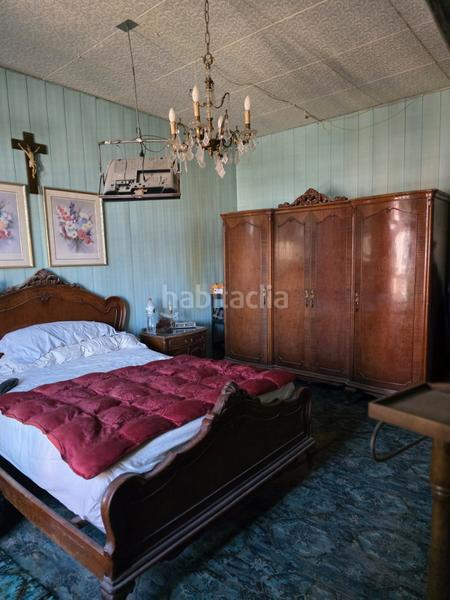 Foto 4deb44a1-44b5-47b9-9d32-7ae74171a9ab. Gebäude mit pool in Centre Badalona