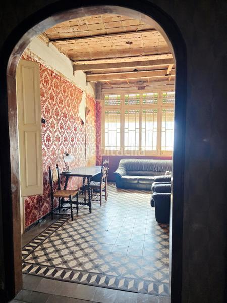 Foto 5c85c54c-a7a1-4fc6-9928-851e94ee2181. Gebäude mit pool in Centre Badalona