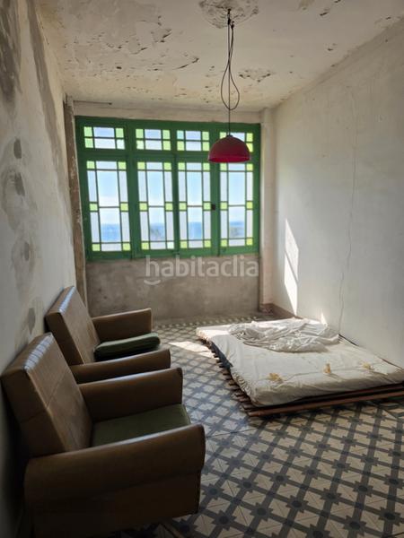 Foto 6119559f-9d9c-4314-aac5-63365675322c. Gebäude mit pool in Centre Badalona