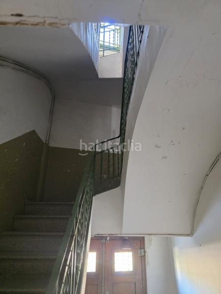 Foto 6fd991cb-70dd-4902-8b5e-365fcab7525a. Gebäude mit pool in Centre Badalona