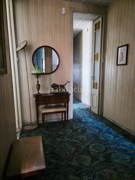 Foto 9b41ee3b-519d-4089-a9a8-a05cec662e05. Gebäude mit pool in Centre Badalona