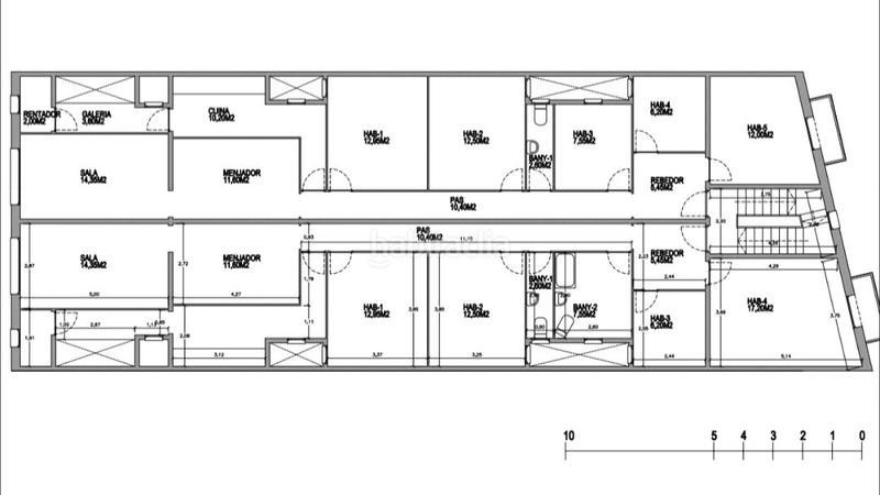 Foto bda10bfd-4988-4de7-807f-2db889536d90. Gebäude mit pool in Centre Badalona