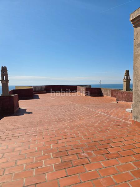 Foto c1165985-9ece-4732-9343-4c78f609daf4. Gebäude mit pool in Centre Badalona