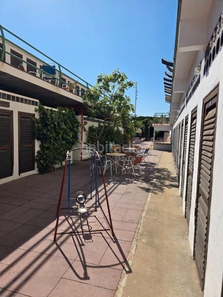 Foto d485e502-d6ef-49a9-8c09-733cb4f2b067. Gebäude mit pool in Centre Badalona